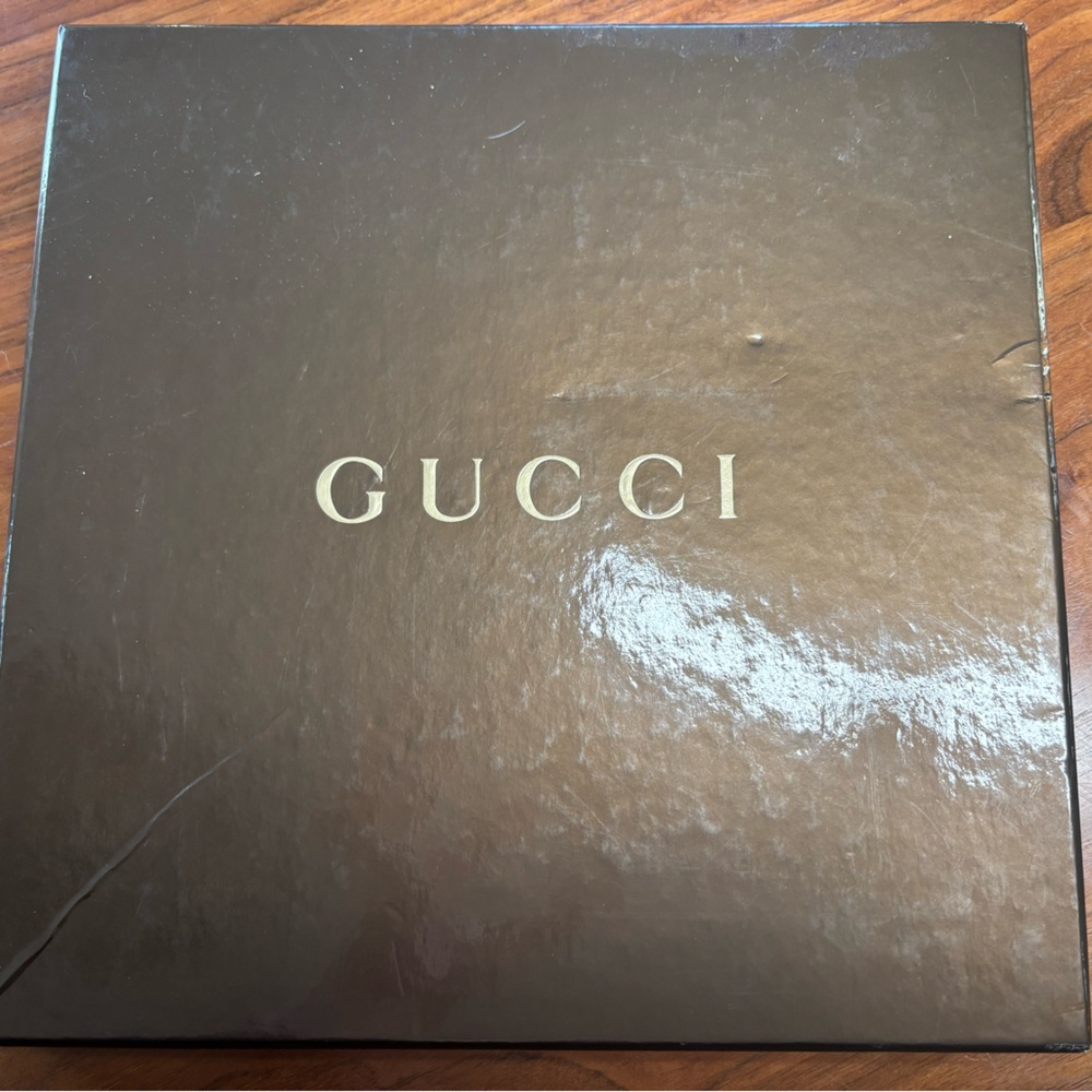 Gucci Purple and Gold Scarf